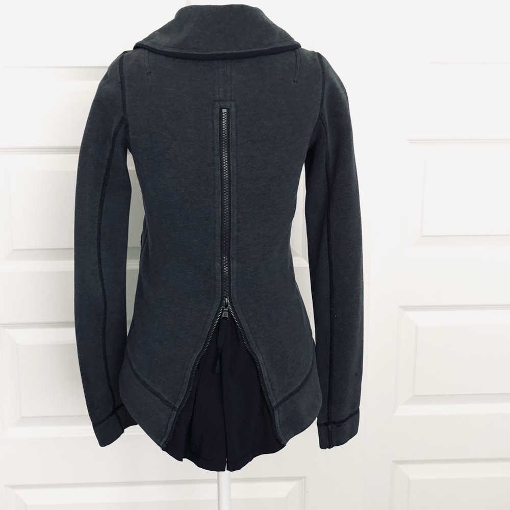 Lululemon Jacket - Picture 3 of 9